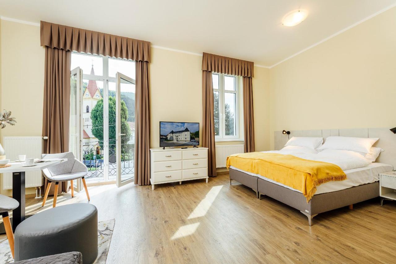 Apartmanovy Dom Grand - Contactless Check In Trencianske Teplice Exterior photo